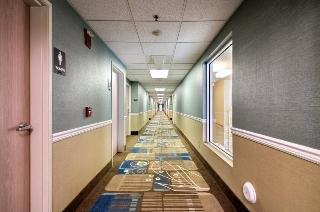 Отель Best Western Airport Inn