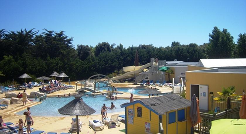 Отель Camping Domaine de L'Orée