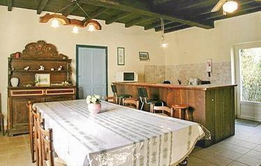 Апартаменты Holiday home Grignols with a Fireplace 324