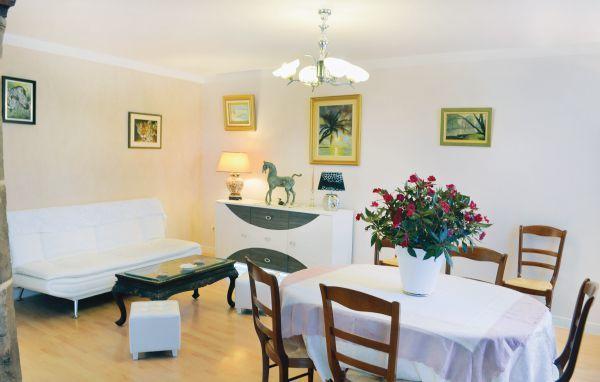 Апартаменты Holiday home Saint Chinian 406
