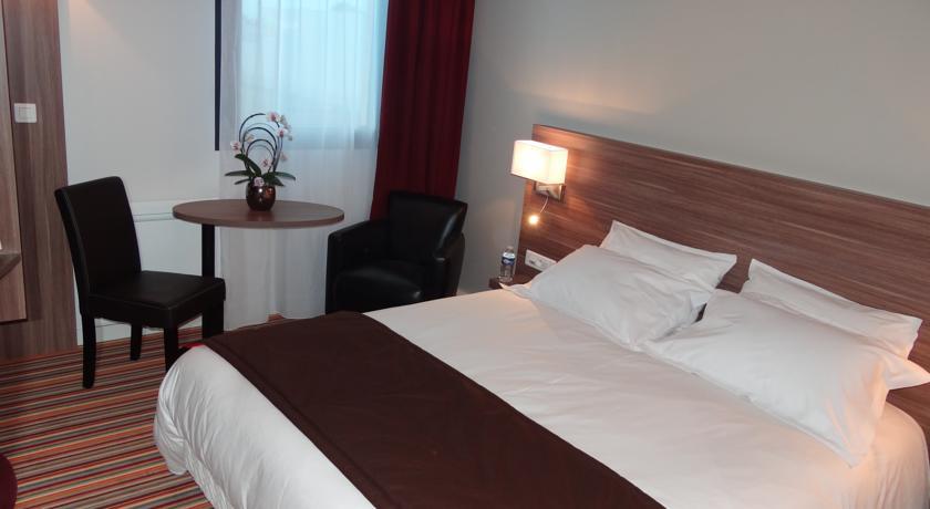 Отель Brit Hotel Dieppe