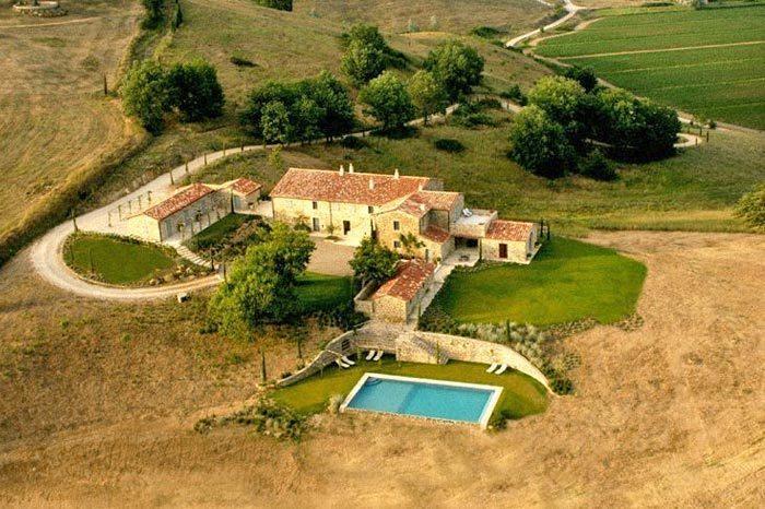Вилла Villa in Castello di Reschio IV