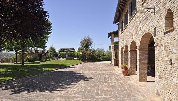 Вилла Villa in Torgiano