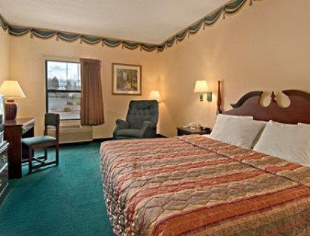 Отель Days Inn And Suites