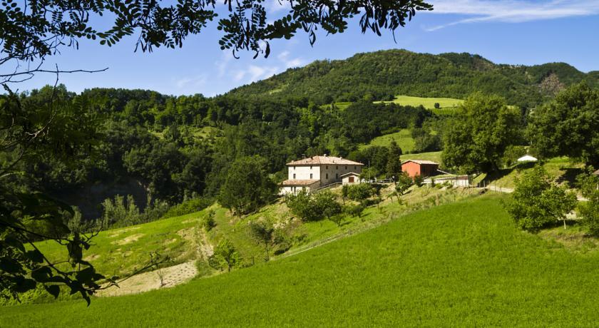 Отель Farm Stay Agriturismo La Luna