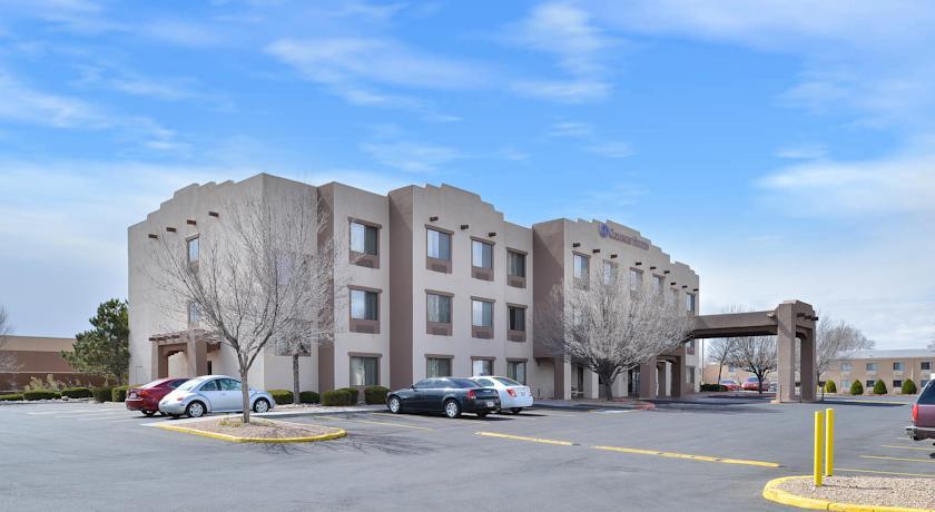 Отель Comfort Suites Santa Fe