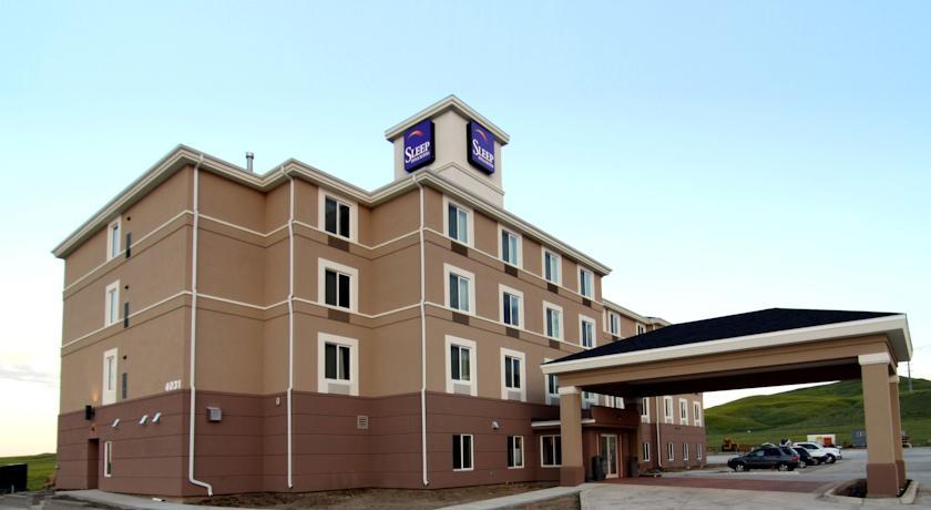 Отель Sleep Inn & Suites