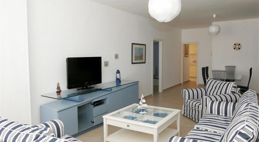 Апартаменты Mediterranean Bat-Yam Apartments - Ben Gurion Street