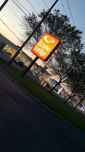 Отель Econo Lodge Rochester