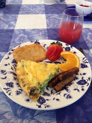 Мини-отель Riverhouse Inn Bed & Breakfast