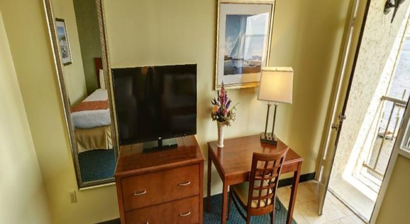 Отель Pier 4 Hotel
