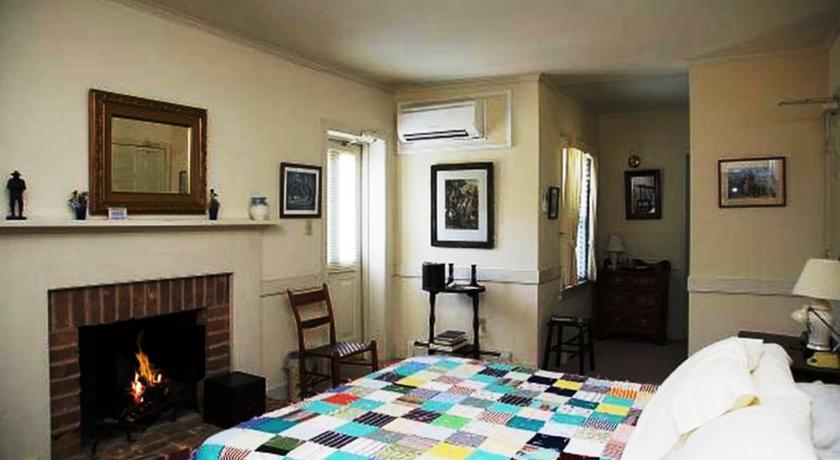 Мини-отель Maple Hall Inn