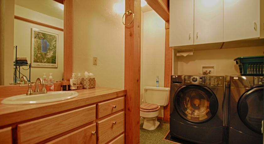 Апартаменты Wolf's Retreat by Tahoe Vacation Rentals