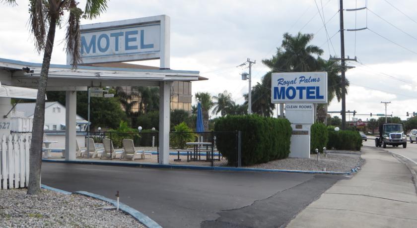 Отель Royal Palms Motel