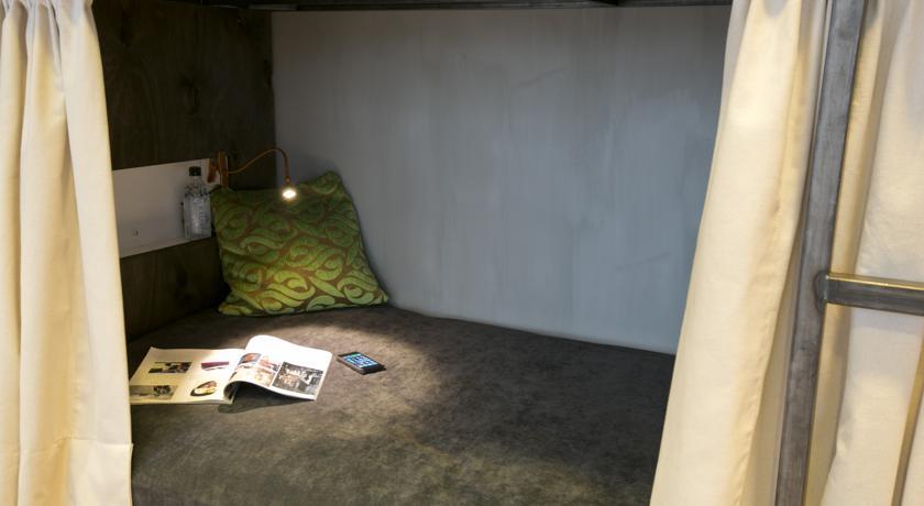 B14 Hostel