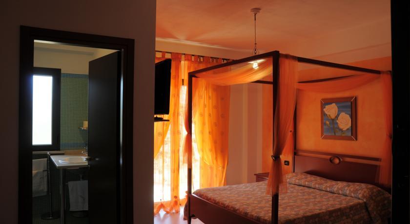Мини-отель Tenuta Santarcangelo agriturismo & B.B.