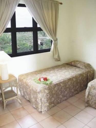 Отель Best Western Grand West Villas