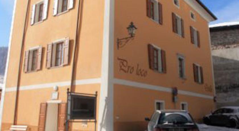 Хостел Taxus Hostel