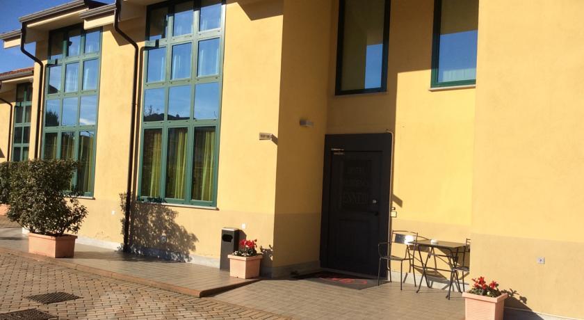 Апартаменты Hotel Residence Ennebi