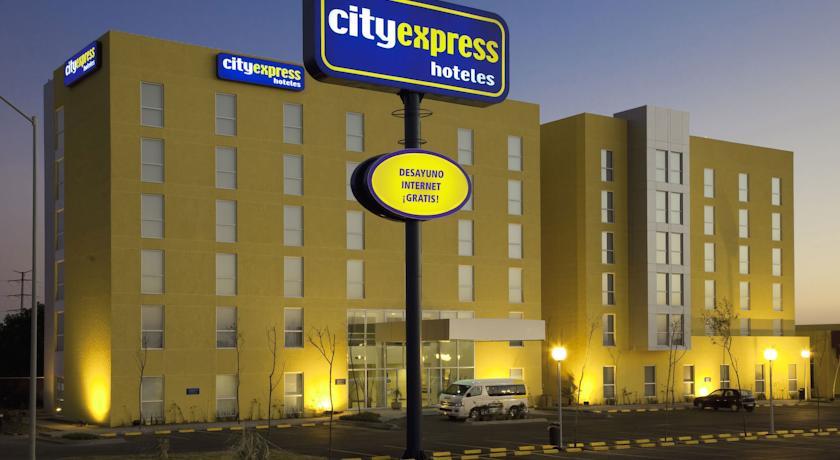 Отель City Express Silao