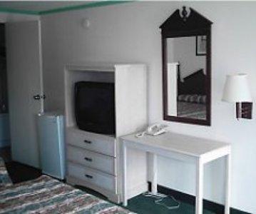 Отель Sunrise Inn - Bradenton