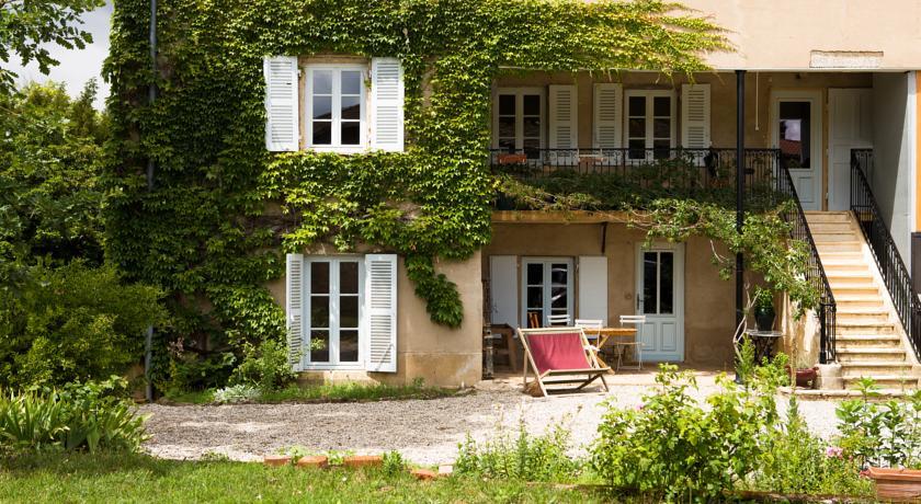Апартаменты Gîte du Montellier