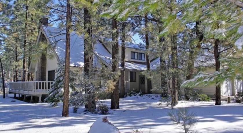 RedAwning All Season Alpine Retreat #1184