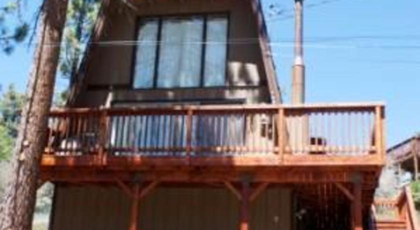 RedAwning Cozy Pine Retreat #1499