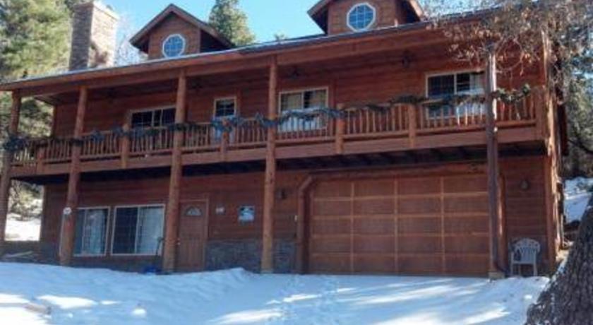 Апартаменты RedAwning Bear Creek Lodge #735