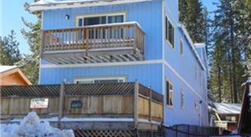 Апартаменты RedAwning Big Blue House