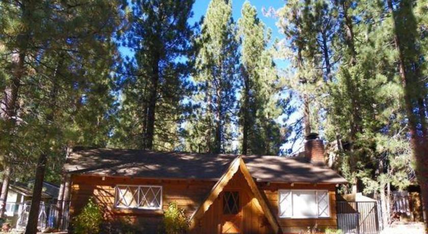 Апартаменты RedAwning 1 Classic Cabin