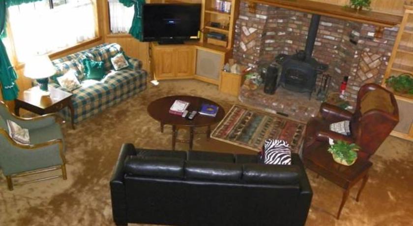 RedAwning Evergreen Getaway