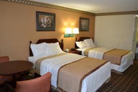 Отель Americas Best Value Inn and Suites-Charlotte Airport