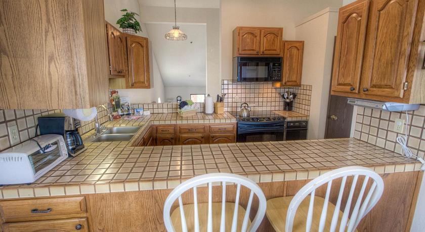 Апартаменты RedAwning Bigler Court Apartment