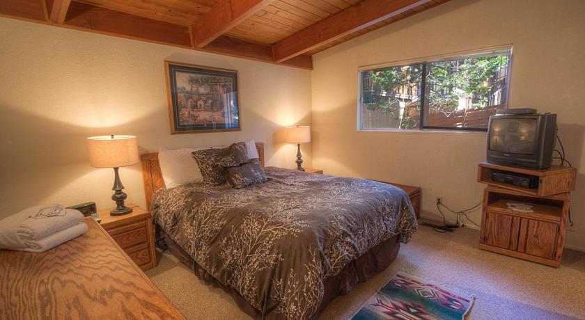 Апартаменты RedAwning Meadow Lane Holiday home