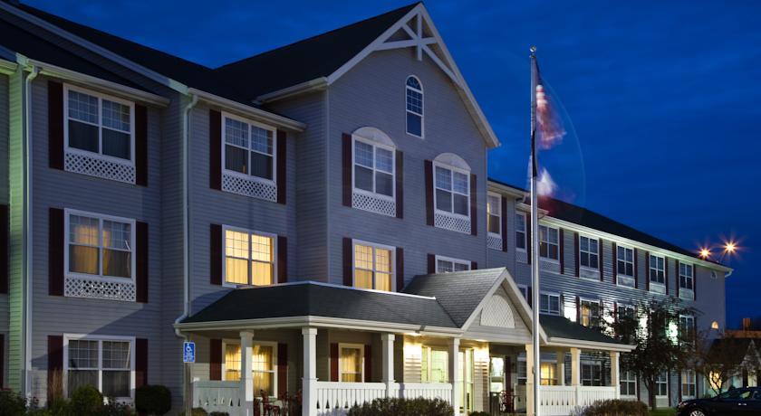 Отель Country Inn & Suites 