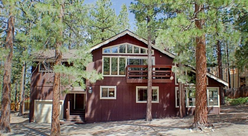 Апартаменты RedAwning Heavenly Mountain Home