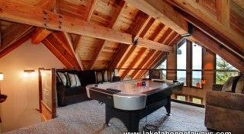 Апартаменты RedAwning Ledge Lakeview Cliffhouse