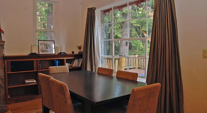 Апартаменты RedAwning Darling Delight Cabin