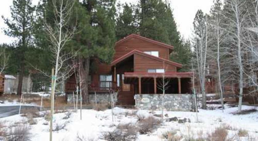Апартаменты RedAwning Basque Northstar House