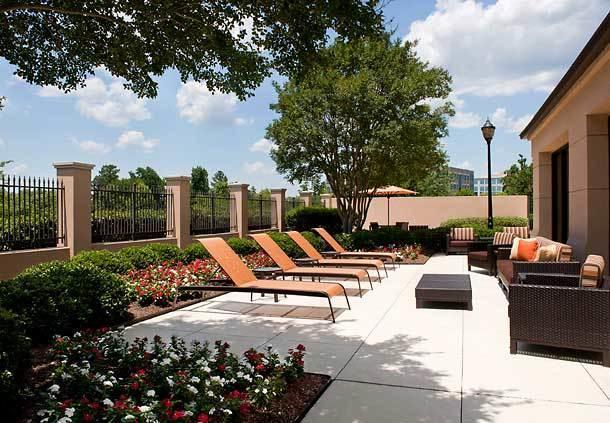 Отель Courtyard Charlotte Ballantyne