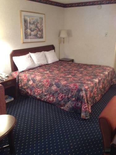 Отель City Center Inn Charlotte