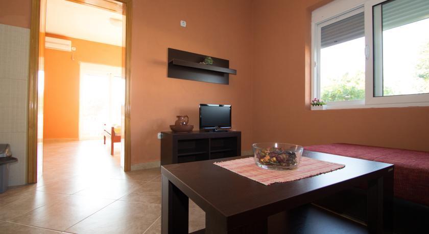 Апартаменты Sunrise Apartments