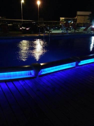 Отель Holiday Park Copacabana Beach