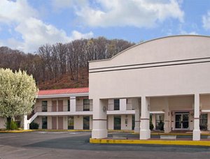 Отель Days Inn Bristol