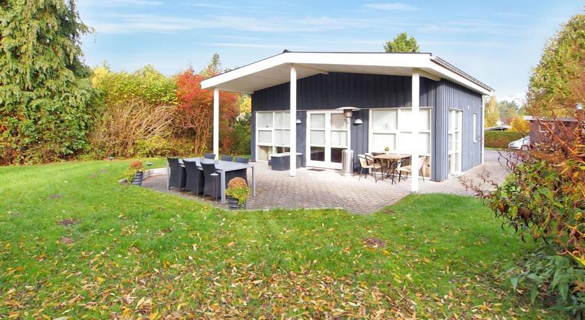 Апартаменты Holiday home Askevej F- 250
