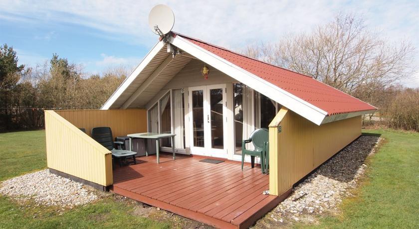Апартаменты Holiday home Blomstervangen F- 578