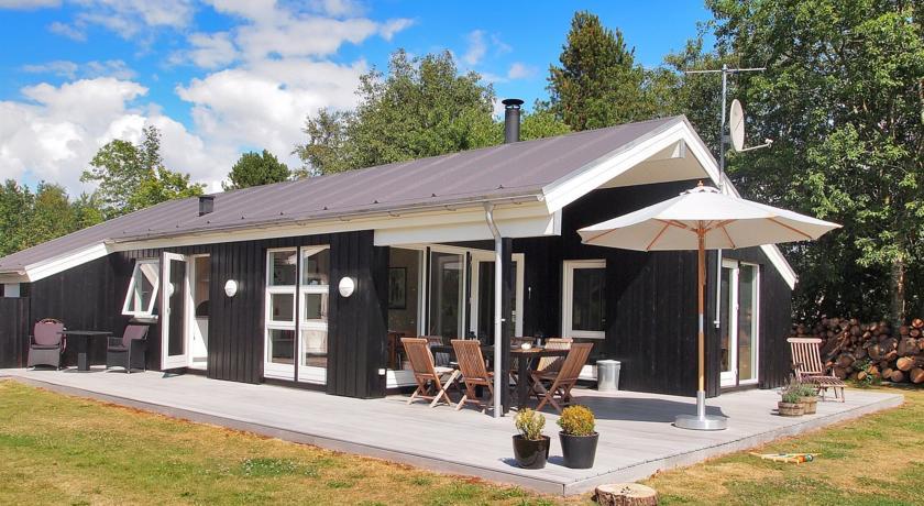 Апартаменты Holiday home Blomstervangen D- 584