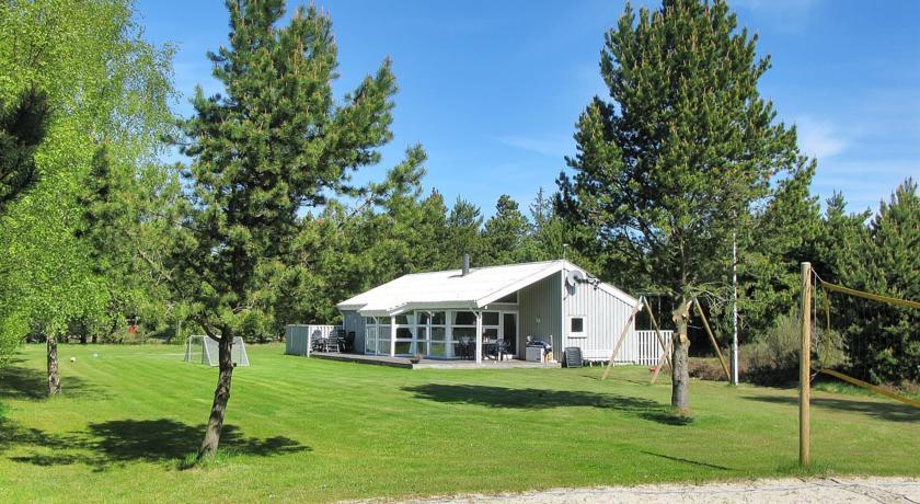 Апартаменты Holiday home Brattenvej C- 655