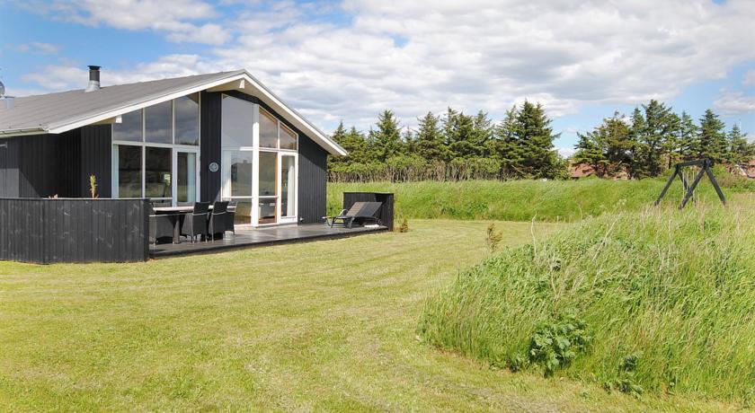 Апартаменты Holiday home Brombærvej E- 681